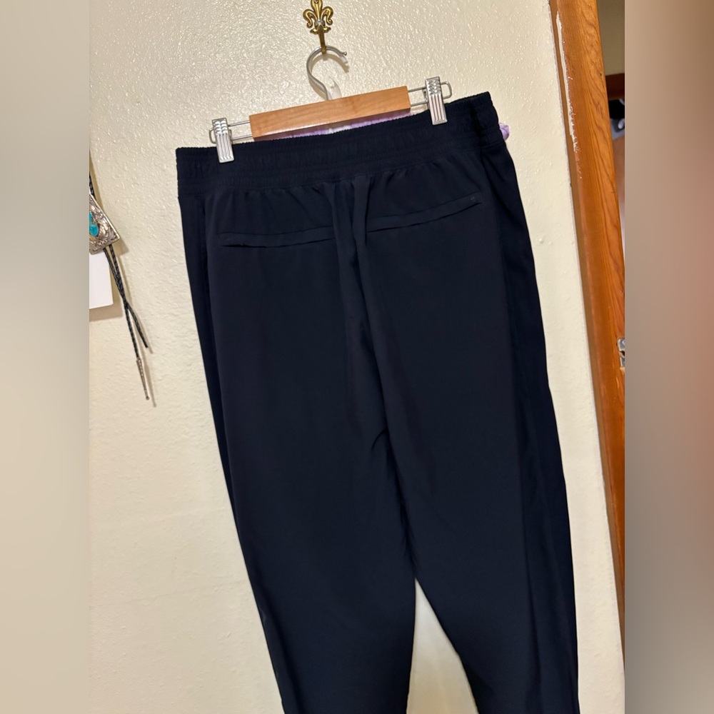 Athleta - Picture 6 of 6